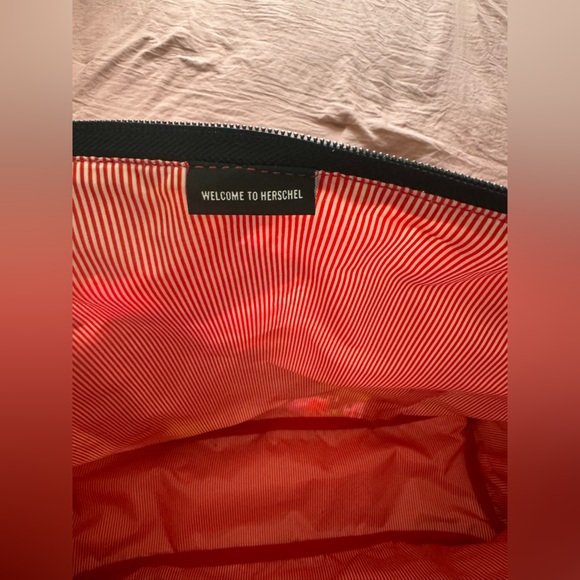 Herschel Duffle Bag - Picture 10 of 13